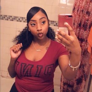 Meet your Posher, Makayla